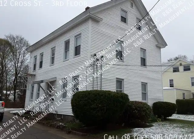 Property at 12 Cross St Unit 3rd Floor, Uxbridge, MA, 01569, 1 bed, 1 bath, [object Object]