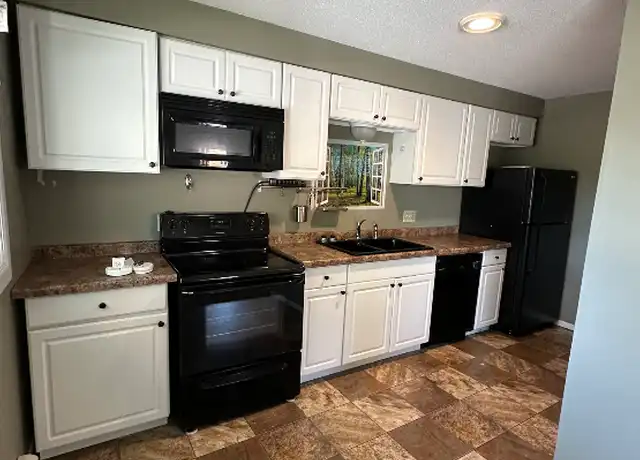 Property at 501 3rd St W Unit 501, Thief River Falls, MN, 56701, 1 bed, 1 bath, [object Object]