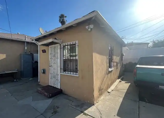 Property at 1422 W 84th Pl, Los Angeles, CA, 90047, 0 beds, 1 bath, [object Object]