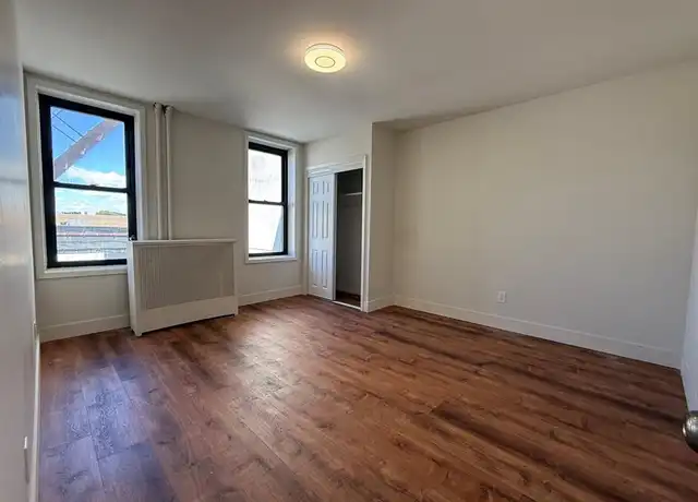 Property at 8910 5th Ave Unit 2, Brooklyn, NY, 11209, 4 beds, 1 bath, [object Object]