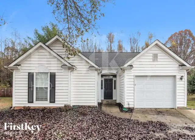 Property at 8400 Galena View Dr, Charlotte, NC, 28269, 3 beds, 2 baths, [object Object]