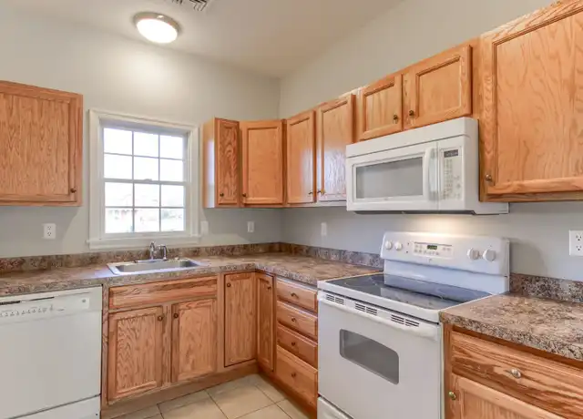 Property at 7 Barrington Rd Unit 7, Palmyra, PA, 17078, 2 beds, 1 bath, [object Object]