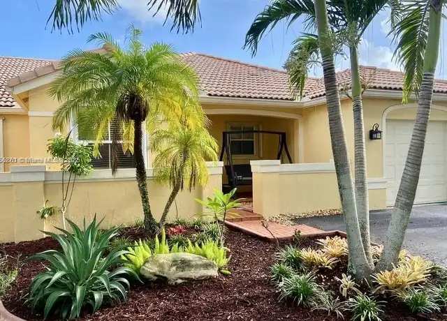 Property at 4272 Weston Rd #4272, Davie, FL, 33331, 3 beds, 2 baths, [object Object]