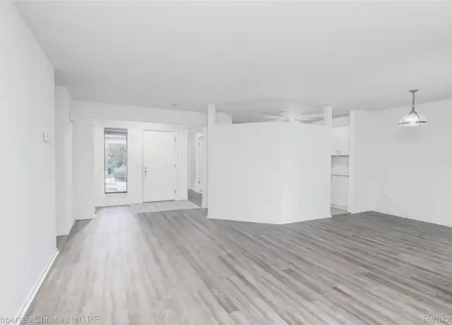 Property at 6600 Ridgefield Cir, West Bloomfield Township, MI, 48322, 2 beds, 2 baths, [object Object]
