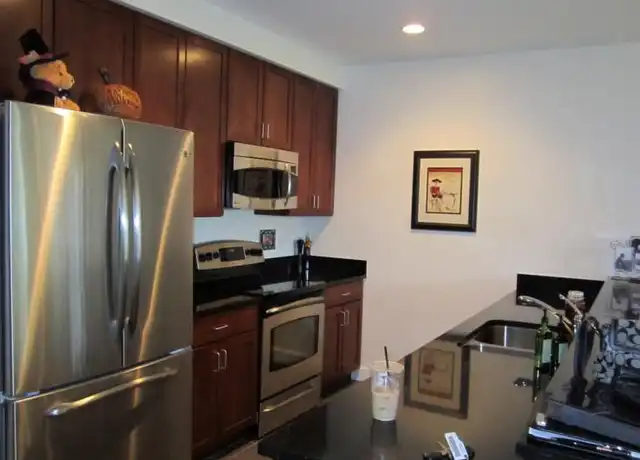 Property at 10 Derby St Unit 307, Salem, MA, 01970, 2 beds, 1 bath, [object Object]