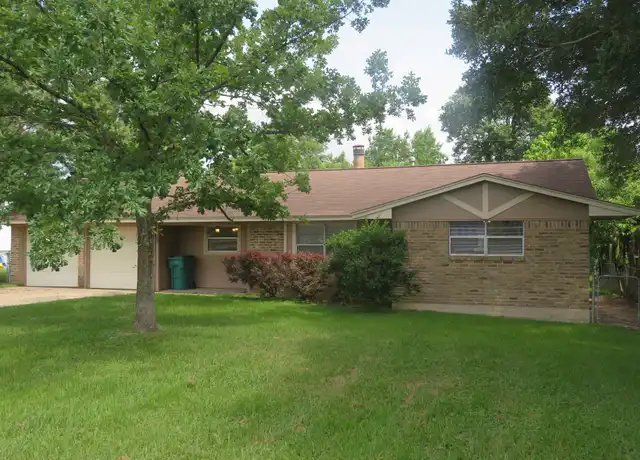 Property at 307 Hill St, Willis, TX, 77378, 3 beds, 1.5 baths, [object Object]