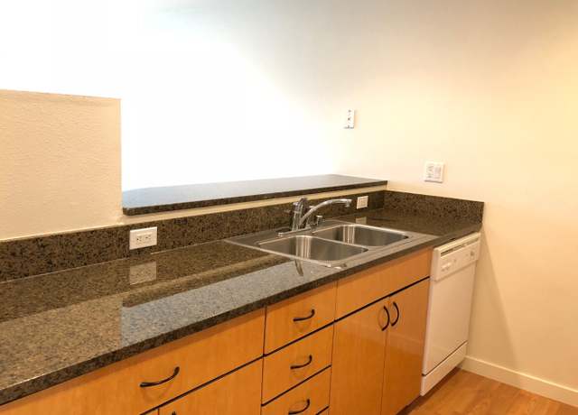 Photo of 3011 78th Ave SE Unit NC211, Mercer Island, WA 98040