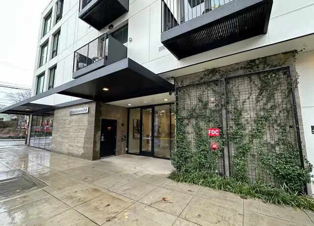 Property at Division 31 - 2475 SE 30th Ave, Portland, OR, 97214, 0 beds, 1 bath, [object Object]