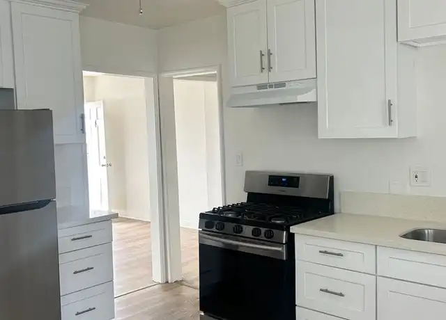 Property at 209 Penn St Unit 4, El Segundo, CA, 90245, 2 beds, 1 bath, [object Object]