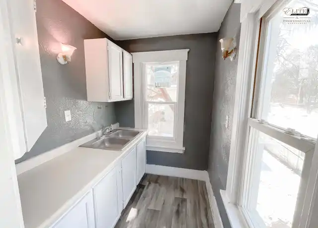 Property at 301 Smith Ave, Lansing, MI, 48910, 0 beds, 1 bath, [object Object]