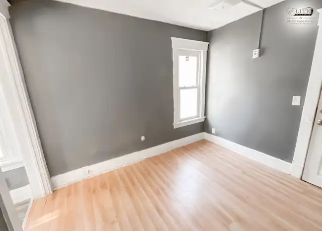Property at 301 Smith Ave, Lansing, MI, 48910, 0 beds, 1 bath, [object Object]