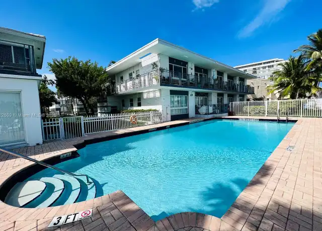 Property at 946 Bay Dr #11, Miami Beach, FL, 33141, 1 bed, 1 bath, [object Object]