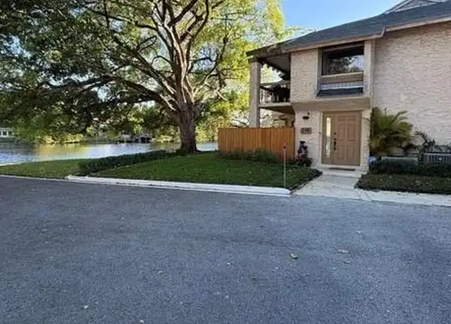 Property at 148 Wimbledon Lake Dr, Plantation, FL, 33324, 3 beds, 2 baths, [object Object]