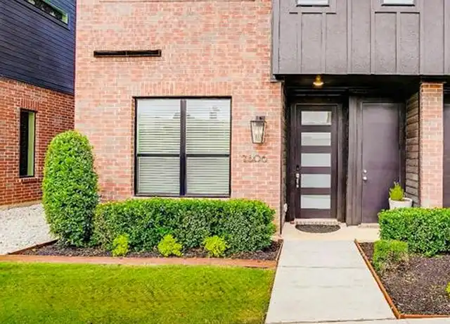 Property at 2806 Addison Park Ln, Fort Worth, TX, 76110, 3 beds, 3.5 baths, [object Object]