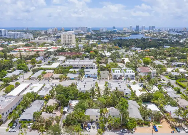 Property at 820 NE 16th Ter Unit Second Flr, Fort Lauderdale, FL, 33304, 2 beds, 1 bath, [object Object]