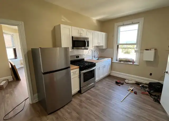 Property at 890 N 23rd St Unit 3R, Philadelphia, PA, 19130, 1 bed, 1 bath, [object Object]