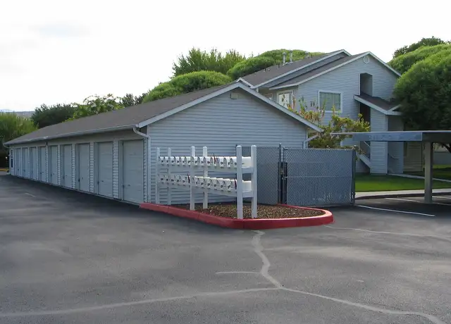 Photo of 5497 N Pierce Park Ln, Boise, ID 83714
