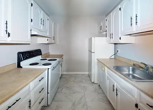 Property at Carlton Village - 3331 NJ-94, Hamburg, NJ, 07419, 1-2 bed, 1 bath, [object Object]