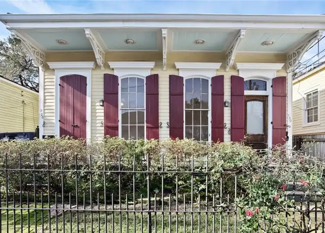 Property at 730 Seventh St, New Orleans, LA, 70115, 2 beds, 1 bath, [object Object]