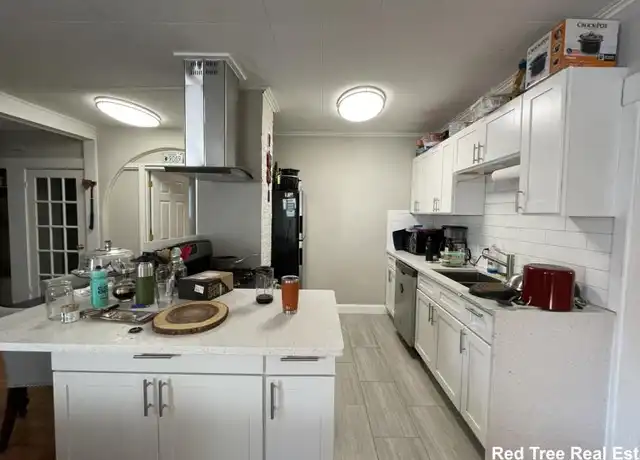 Property at 2 Lexington St, Woburn, MA, 01801, 2 beds, 1 bath, [object Object]