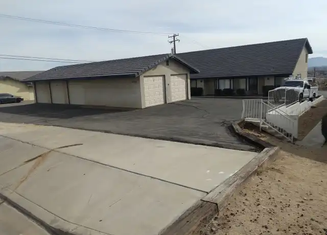 Property at 17921 Siskiyou Rd Unit 3, Apple Valley, CA, 92307, 2 beds, 2 baths, [object Object]