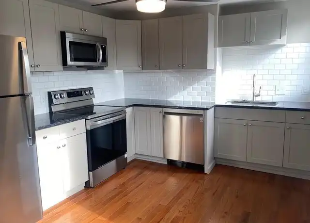 Property at 502 Chapel St Unit 4, New Haven, CT, 06511, 0 beds, 1 bath, [object Object]