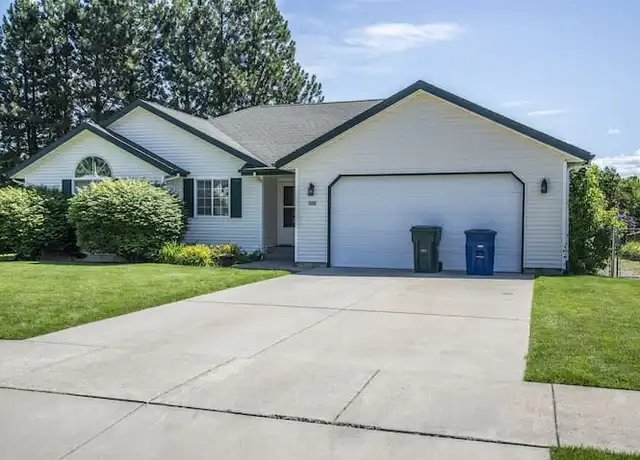 Property at 8868 N Huntington Ct, Hayden, ID, 83835, 3 beds, 2 baths, [object Object]