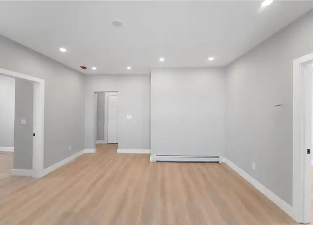 Property at 735 Broadway Unit 3R, Pawtucket, RI, 02861, 2 beds, 1 bath, [object Object]