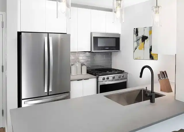 Property at Avalon Riverview - 475 48th Ave, Long Island City, NY, 11109, 2 beds, 2 baths, [object Object]