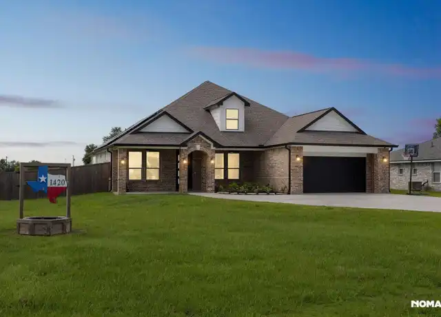 Property at 1420 Palomino Trl, Angleton, TX, 77515, 4 beds, 4 baths, [object Object]