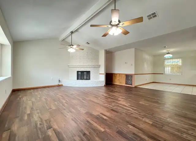 Property at 9210 Meaux Dr, Houston, TX, 77031, 3 beds, 2 baths, [object Object]