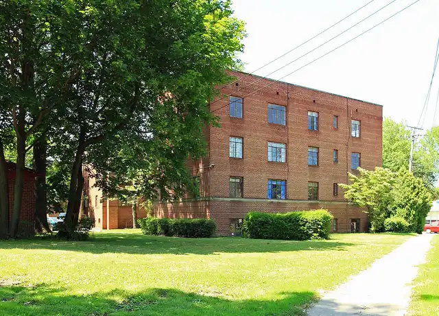 Property at 2266 Noble Rd, Cleveland, OH, 44121, 1-2 bed, 1 bath, [object Object]