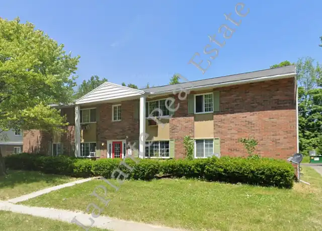 Property at 1540 Brooke Park Dr Unit 1A, Toledo, OH, 43612, 2 beds, 1 bath, [object Object]