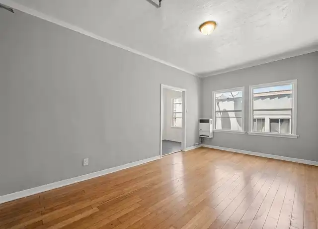 Property at 233 S Kenmore Ave, Los Angeles, CA, 90004, 0 beds, 1 bath, [object Object]