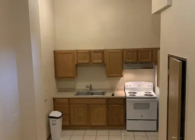 Property at 88 S Portland St Unit 207, Fond du Lac, WI, 54935, 2 beds, 1.5 baths, [object Object]