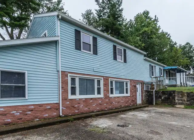 Property at 406 E 20th St Unit B, Bloomington, IN, 47408, 5 beds, 2 baths, [object Object]