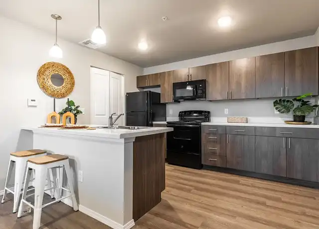 Property at Monarch Point - 6111 71st St, Lubbock, TX, 79424, 1 bed, 1 bath, [object Object]
