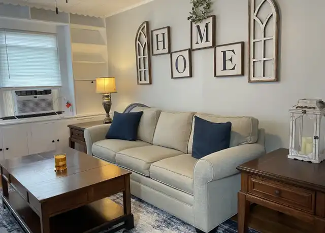 Property at 566 1st Ave N, Lewisburg, TN, 37091, 2 beds, 1 bath, [object Object]
