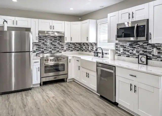 Property at 868 Hubbard St SW, Atlanta, GA, 30310, 1 bed, 1 bath, [object Object]