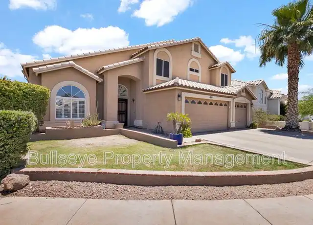Property at 809 S Lagoon Dr, Gilbert, AZ, 85233, 5 beds, 3 baths, [object Object]