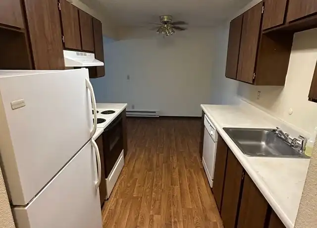 Property at 230 W Broadway St Unit 5, Goldendale, WA, 98620, 1 bed, 1 bath, [object Object]