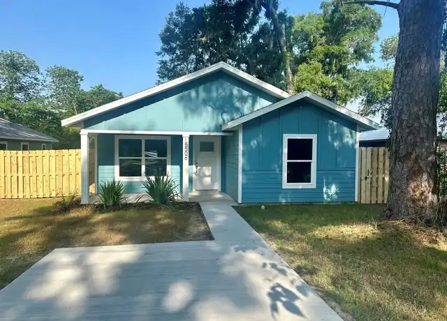 Property at 15506 NW 134th Ter, Alachua, FL, 32615, 3 beds, 2 baths, [object Object]