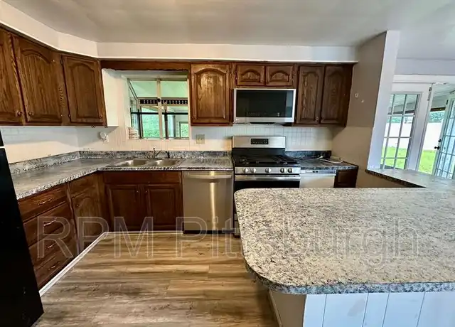 Property at 319 Elfort Dr, Pittsburgh, PA, 15235, 3 beds, 1 bath, [object Object]