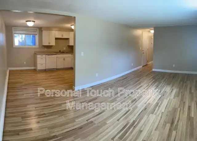 Property at 1305 16 1/2 St S, Fargo, ND, 58103, 2 beds, 1 bath, [object Object]