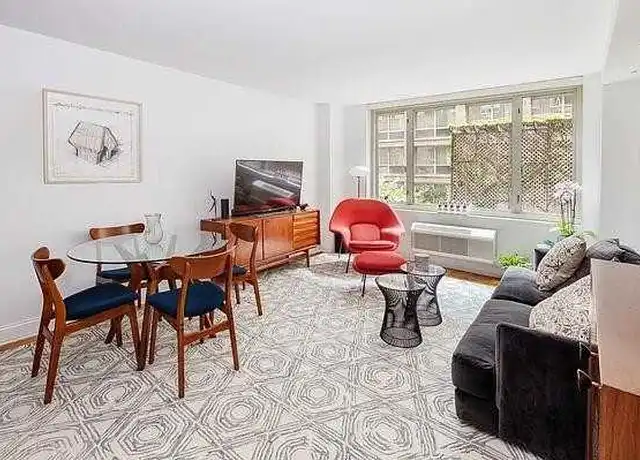 Property at 130 W 67th St Unit 2E, New York, NY, 10023, 1 bed, 1 bath, [object Object]