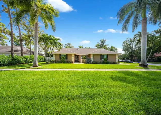 Property at 14832 Paddock Dr, Wellington, FL, 33414, 4 beds, 2.5 baths, [object Object]