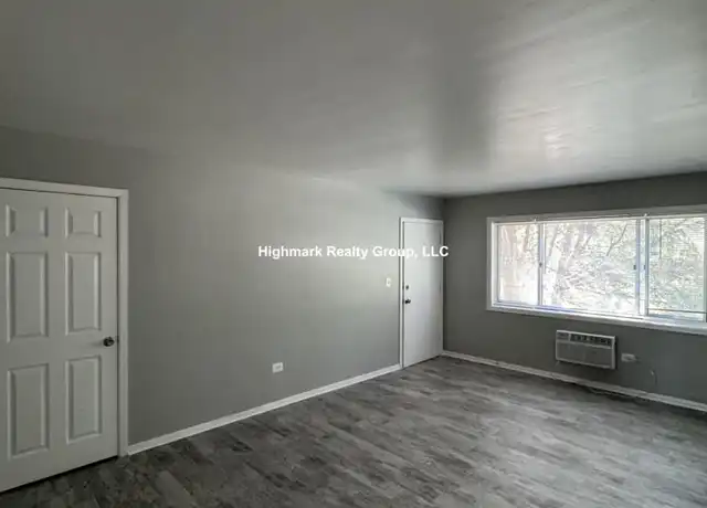 Property at 1310 Carol St, Park Ridge, IL, 60068, 2 beds, 1 bath, [object Object]