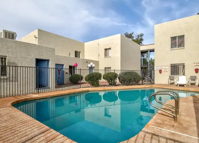 Property at Carole Arms Apartments - 2535 W Coolidge St, Phoenix, AZ, 85017, 1-2 bed, 1 bath, [object Object]