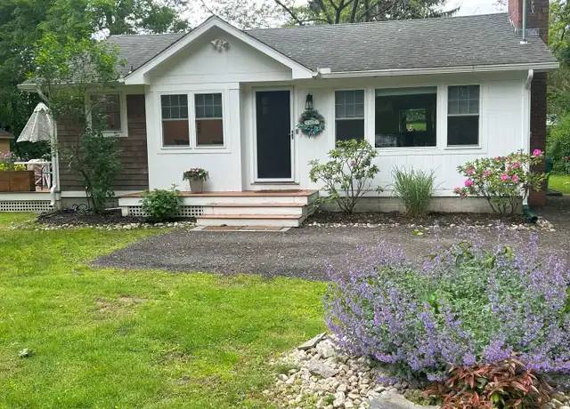 Property at 36 Whedon Ln, Madison, CT, 06443, 2 beds, 1 bath, [object Object]