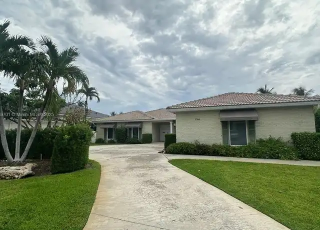 Property at 2366 E Silver Palm Rd, Boca Raton, FL, 33432, 4 beds, 3 baths, [object Object]